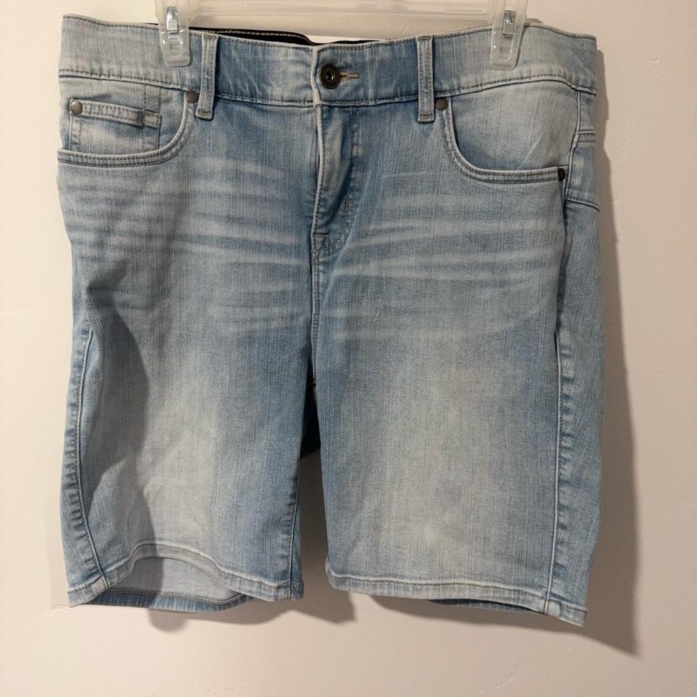 Torrid Light Wash Jean Shorts